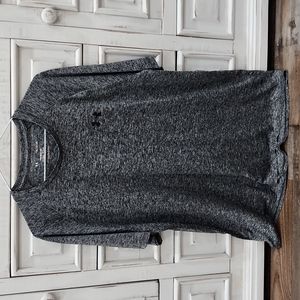 Men's extra large under armour tech tee shirt